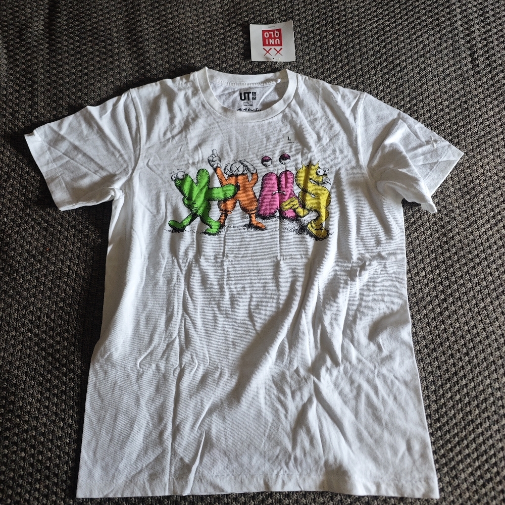 Kaws x Uniqlo T-shirt
